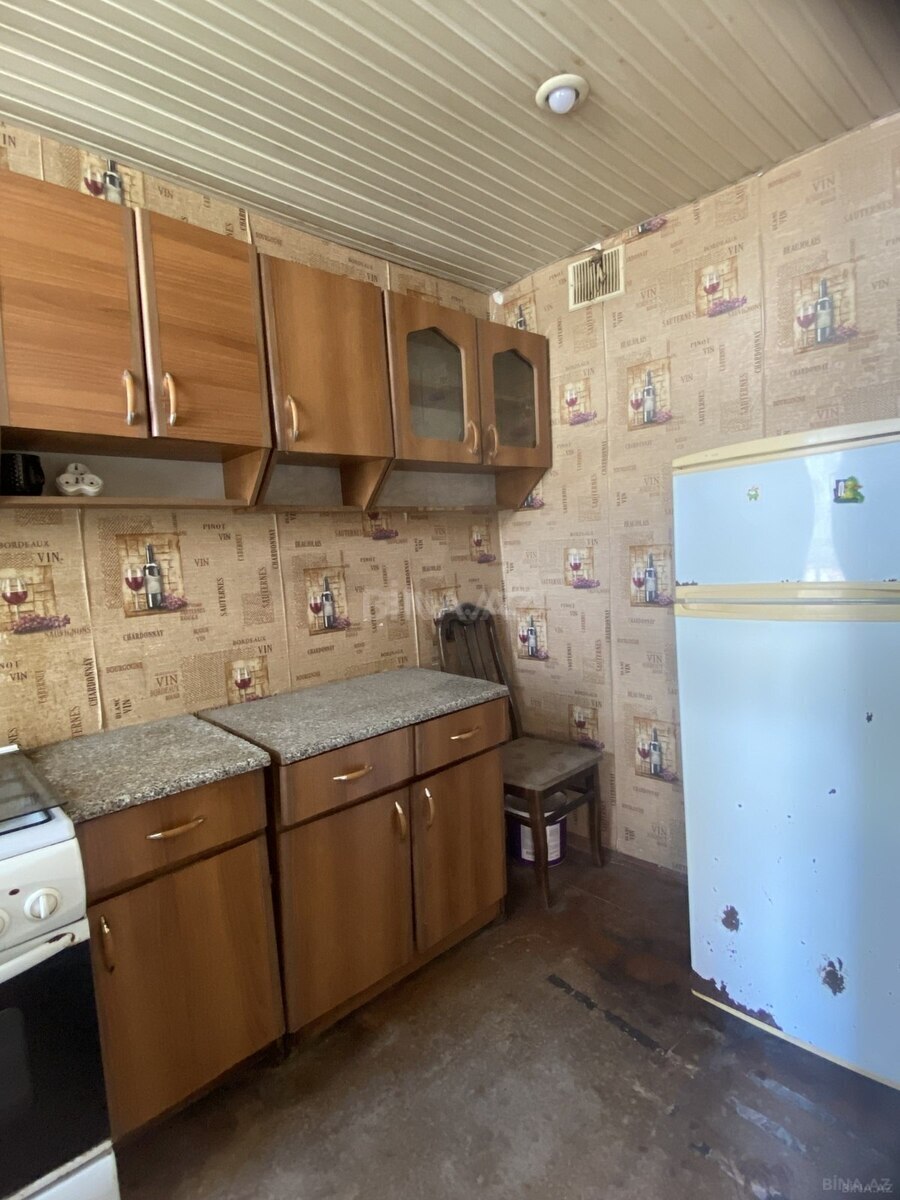 2 otaqlı Köhnə tikili, Bakıxanov q., Bakı