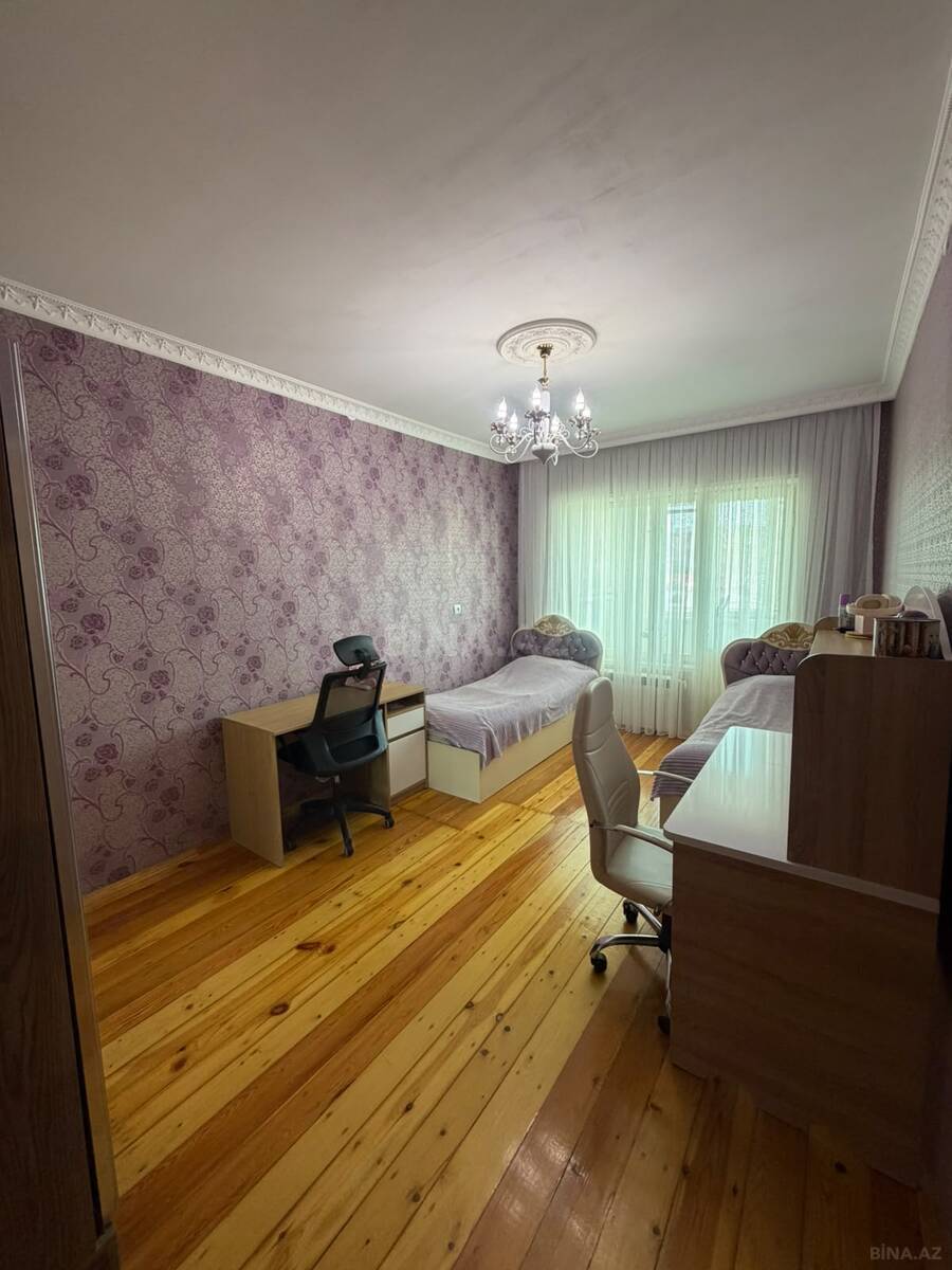 3 otaqlı Köhnə tikili, Xalqlar Dostluğu m., Bakı
