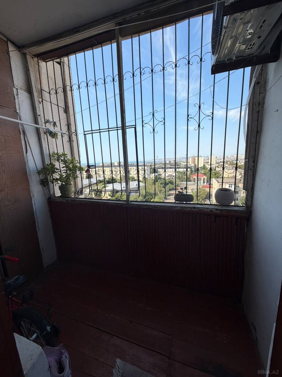 3 otaqlı Köhnə tikili, Xalqlar Dostluğu m., Bakı