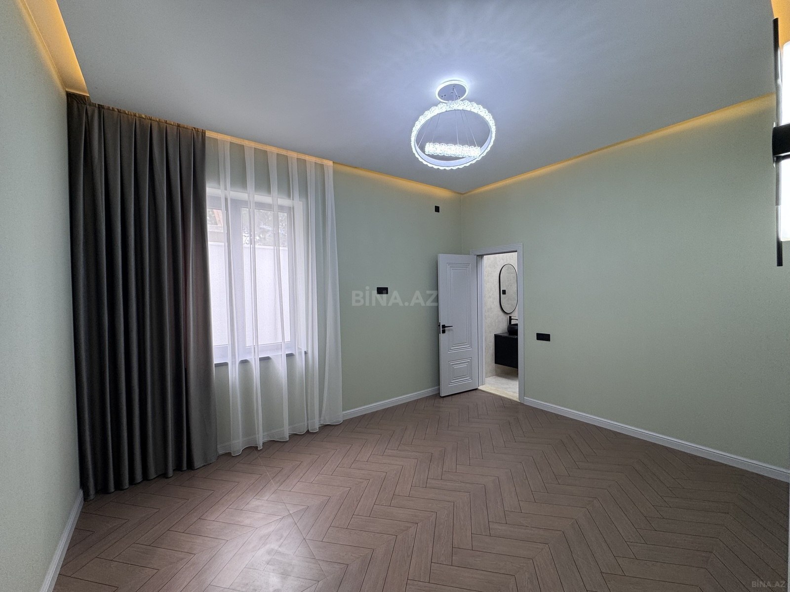 4 otaqlı Həyət evi/Bağ evi, Şüvəlan q., Bakı