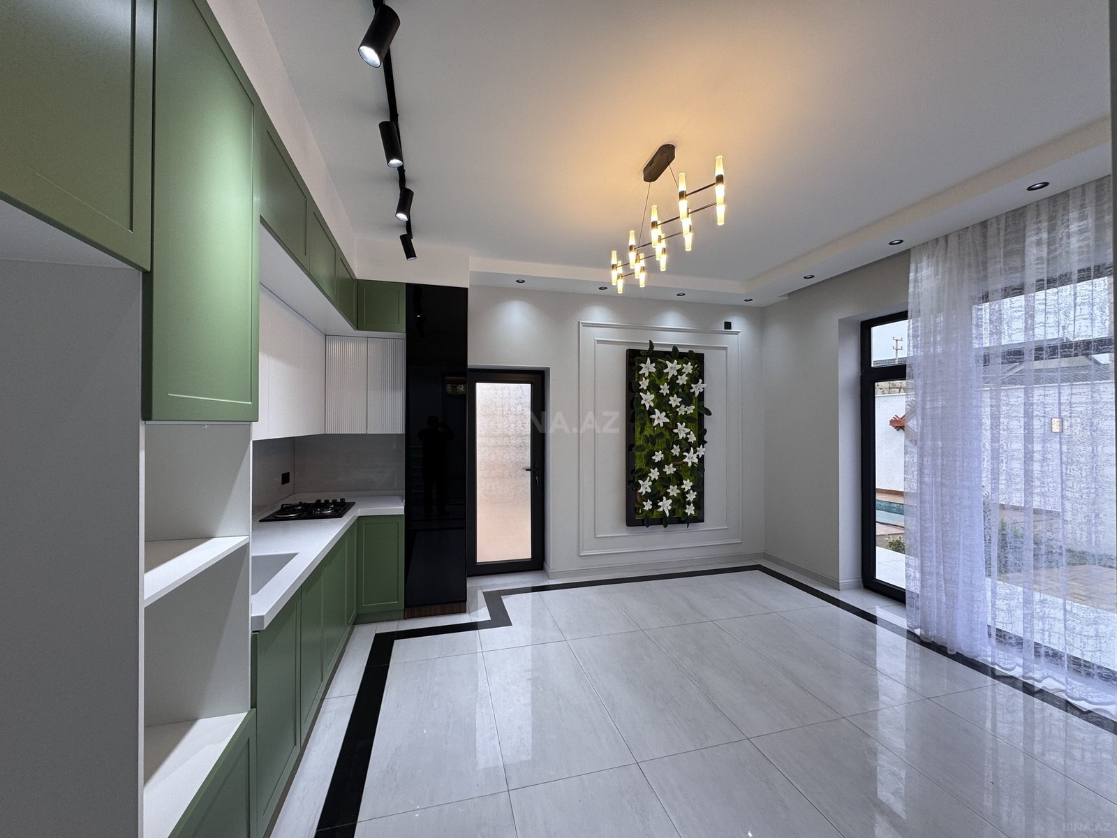 4 otaqlı Həyət evi/Bağ evi, Şüvəlan q., Bakı