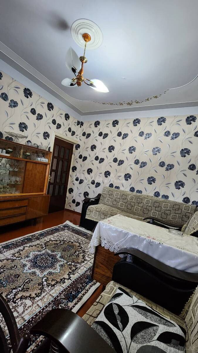 5 otaqlı Köhnə tikili, Qaraçuxur q., Bakı