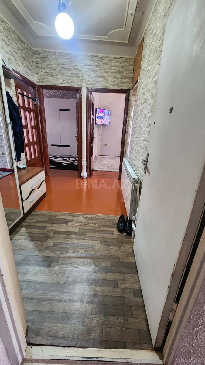 5 otaqlı Köhnə tikili, Qaraçuxur q., Bakı