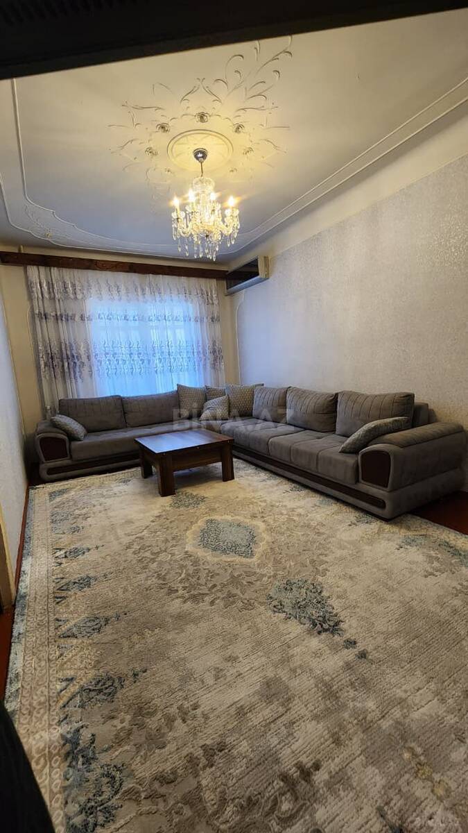 5 otaqlı Köhnə tikili, Qaraçuxur q., Bakı