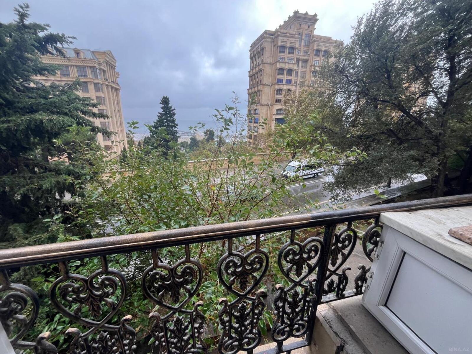 2 otaqlı Köhnə tikili, İçəri Şəhər m., Bakı