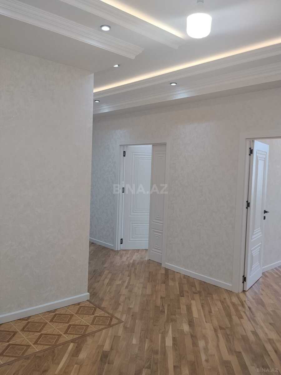 2 otaqlı Köhnə tikili, Qara Qarayev m., Bakı