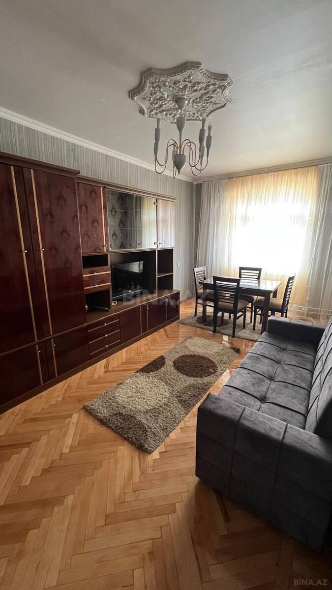 2 otaqlı Köhnə tikili, Həzi Aslanov m., Bakı
