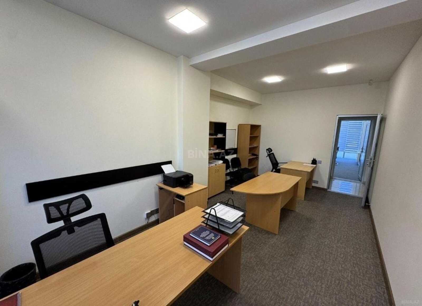 5 otaqlı Ofis, 8 Noyabr m., Bakı