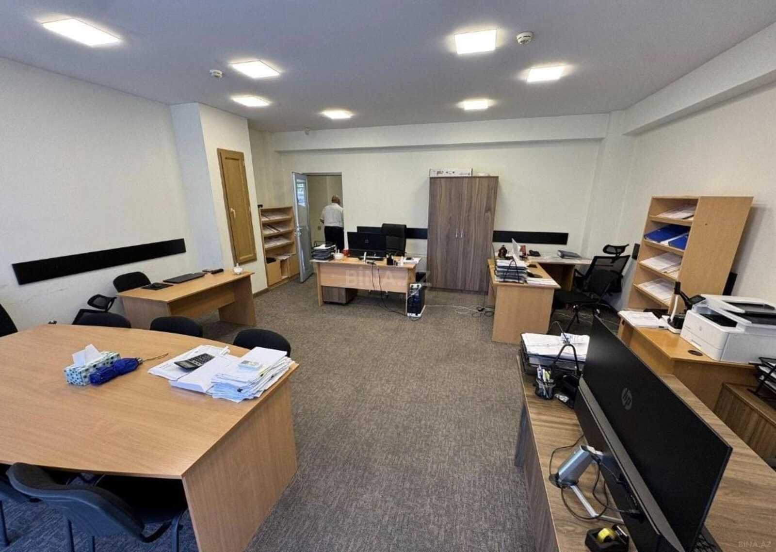 5 otaqlı Ofis, 8 Noyabr m., Bakı