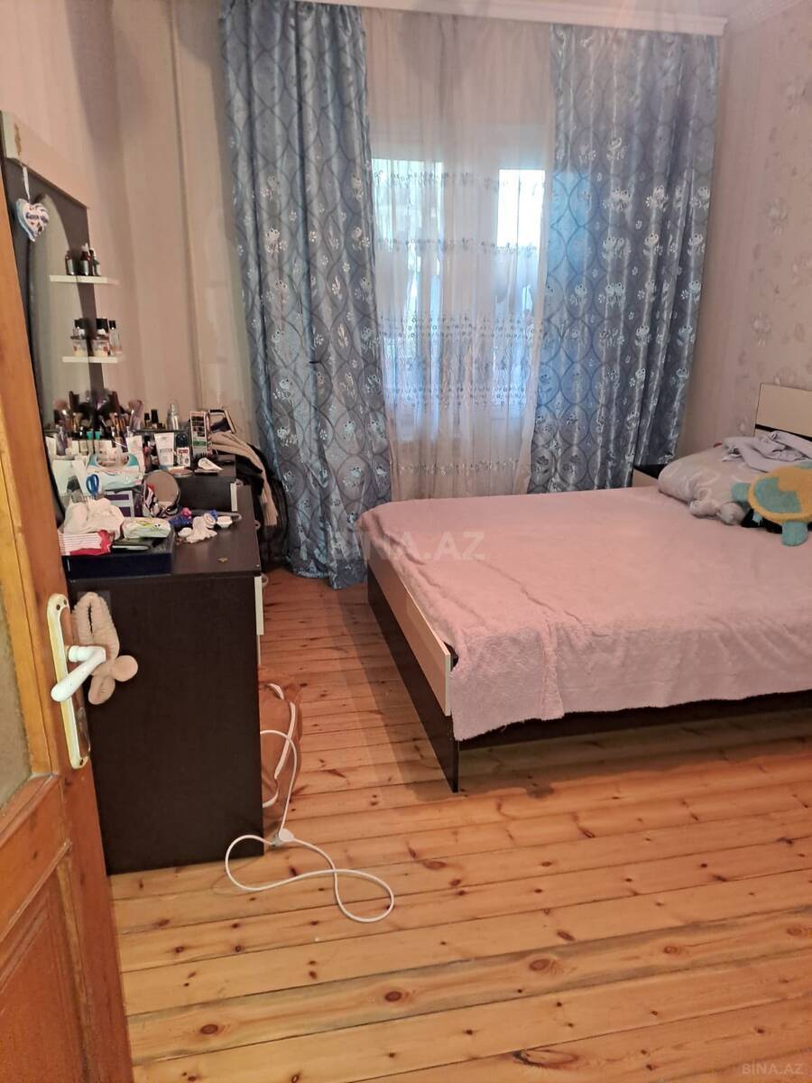 2 otaqlı Köhnə tikili, İnşaatçılar m., Bakı