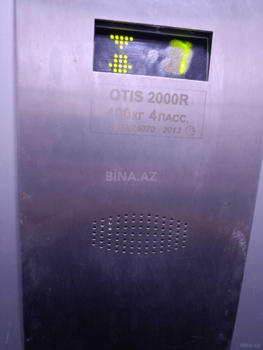 3 otaqlı Köhnə tikili, Neftçilər m., Bakı