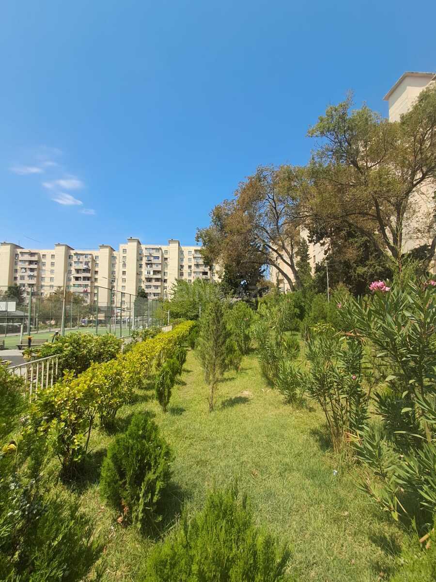 3 otaqlı Köhnə tikili, Neftçilər m., Bakı