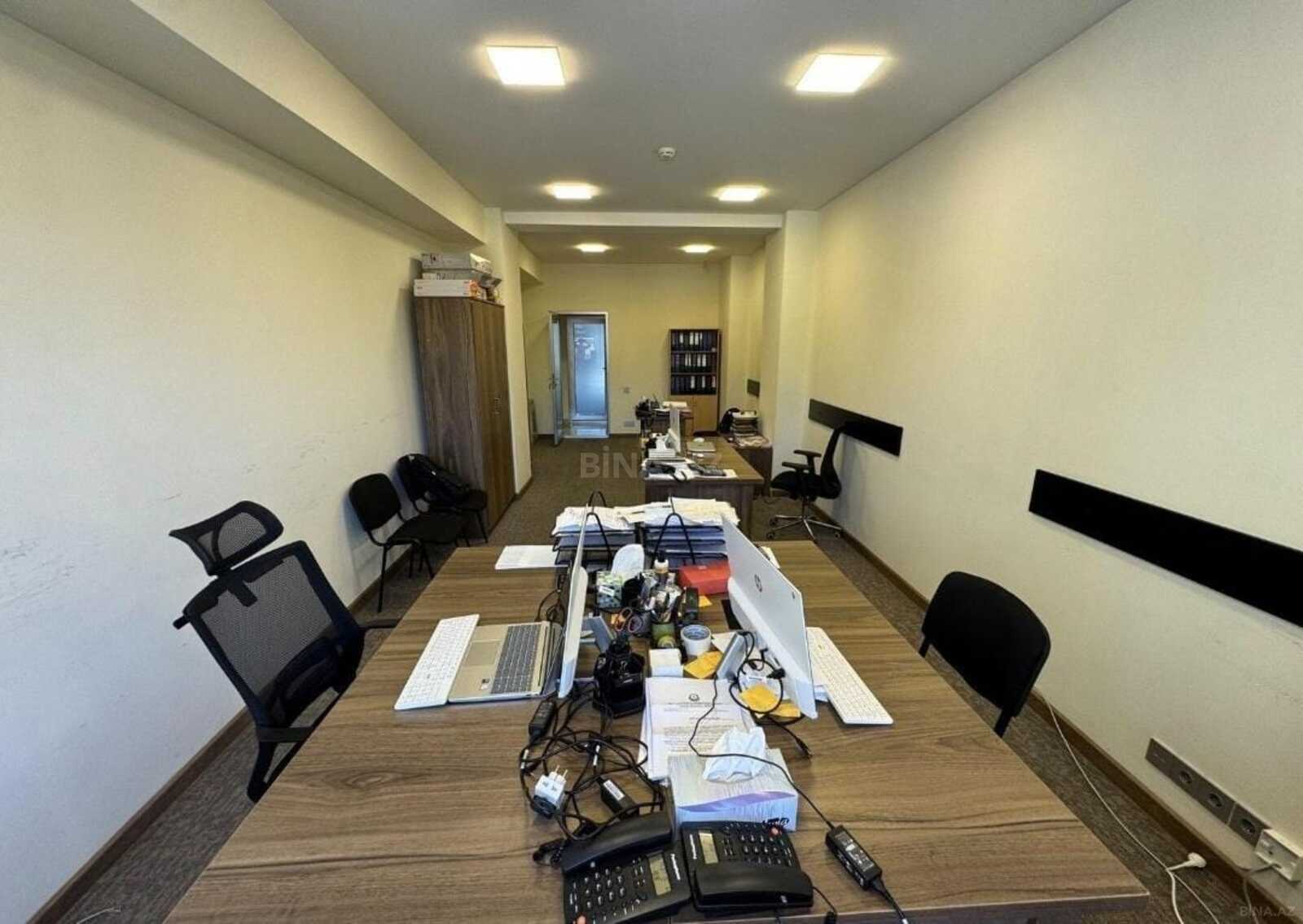 6 otaqlı Ofis, 8 Noyabr m., Bakı