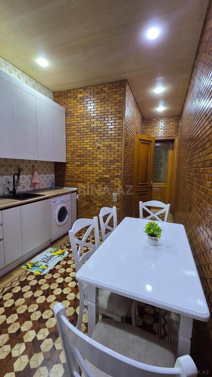 3 otaqlı Köhnə tikili, Nəsimi r., Bakı