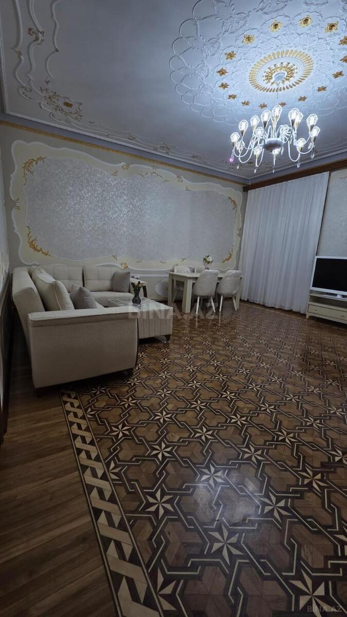 3 otaqlı Köhnə tikili, Nəsimi r., Bakı