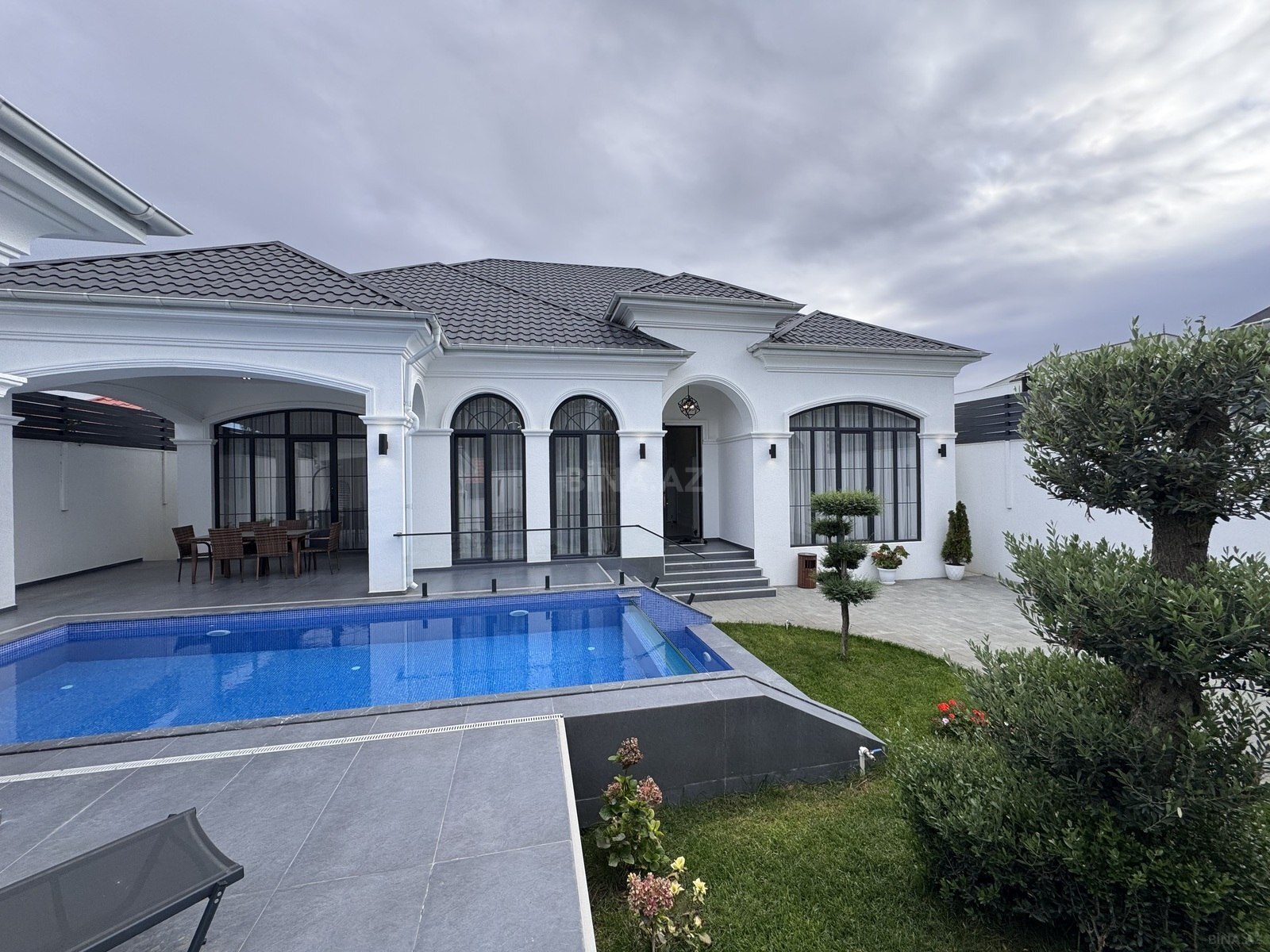 4 otaqlı Həyət evi/Bağ evi, Mərdəkan q., Bakı