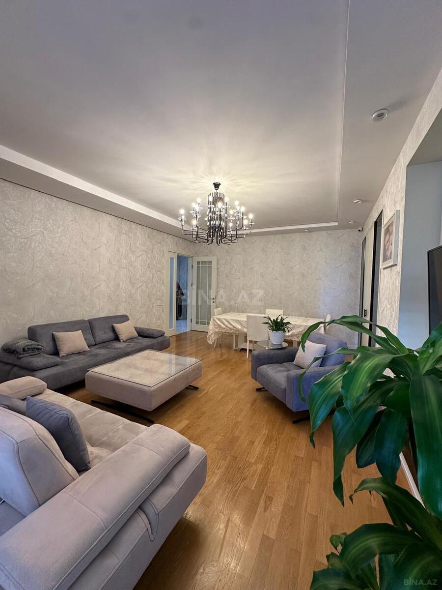 4 otaqlı Yeni tikili, Yasamal r., Bakı