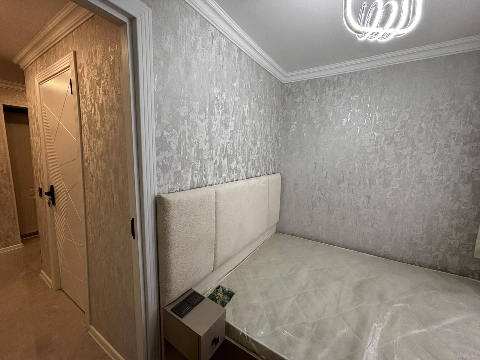 2 otaqlı Köhnə tikili, Qara Qarayev m., Bakı