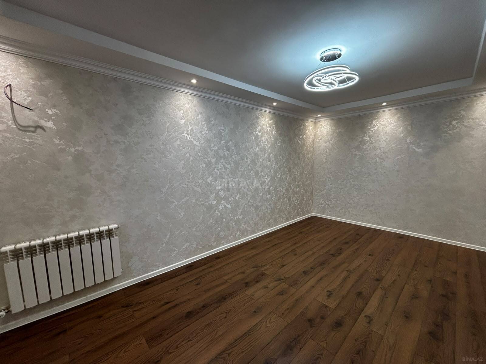 2 otaqlı Köhnə tikili, Qara Qarayev m., Bakı