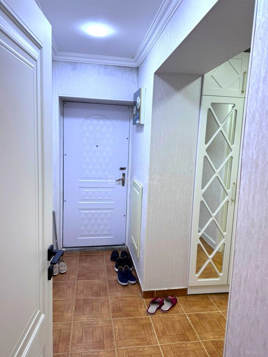 2 otaqlı Köhnə tikili, Neftçilər m., Bakı