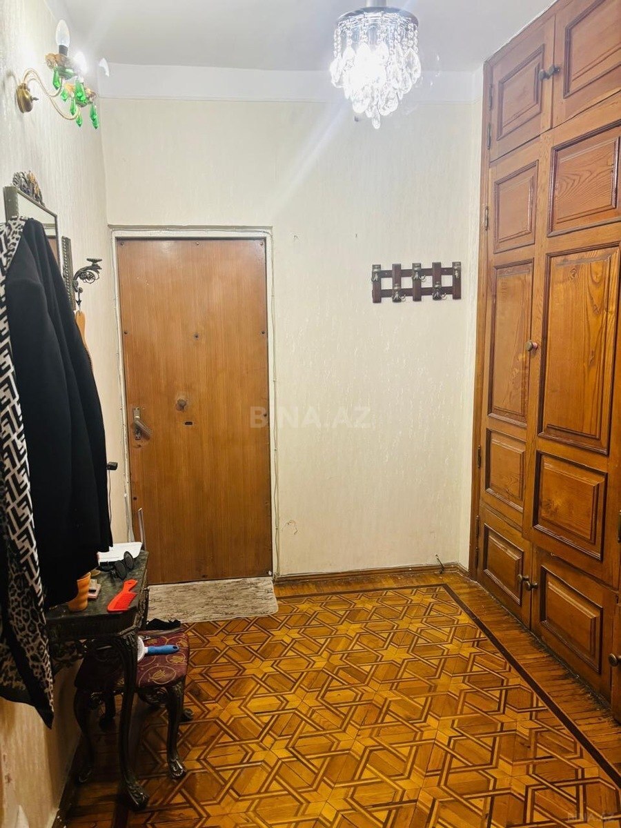 5 otaqlı Yeni tikili, İnşaatçılar m., Bakı