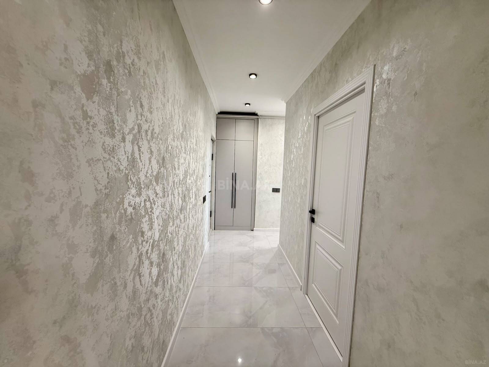 2 otaqlı Köhnə tikili, Xalqlar Dostluğu m., Bakı