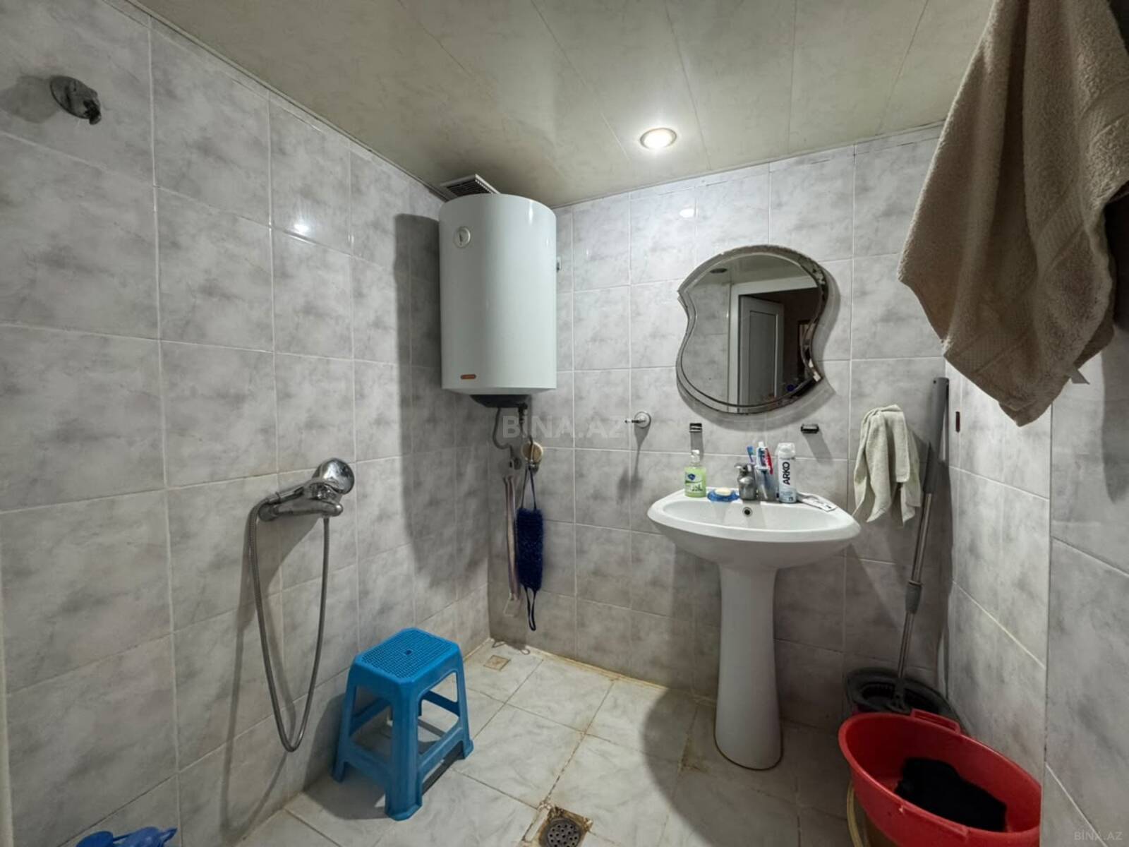 3 otaqlı Köhnə tikili, Xətai r., Bakı