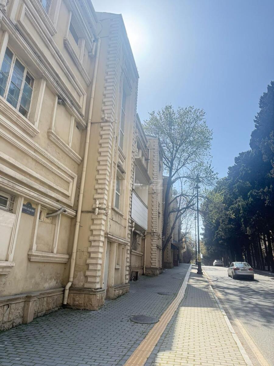 1 otaqlı Köhnə tikili, Nəsimi r., Bakı