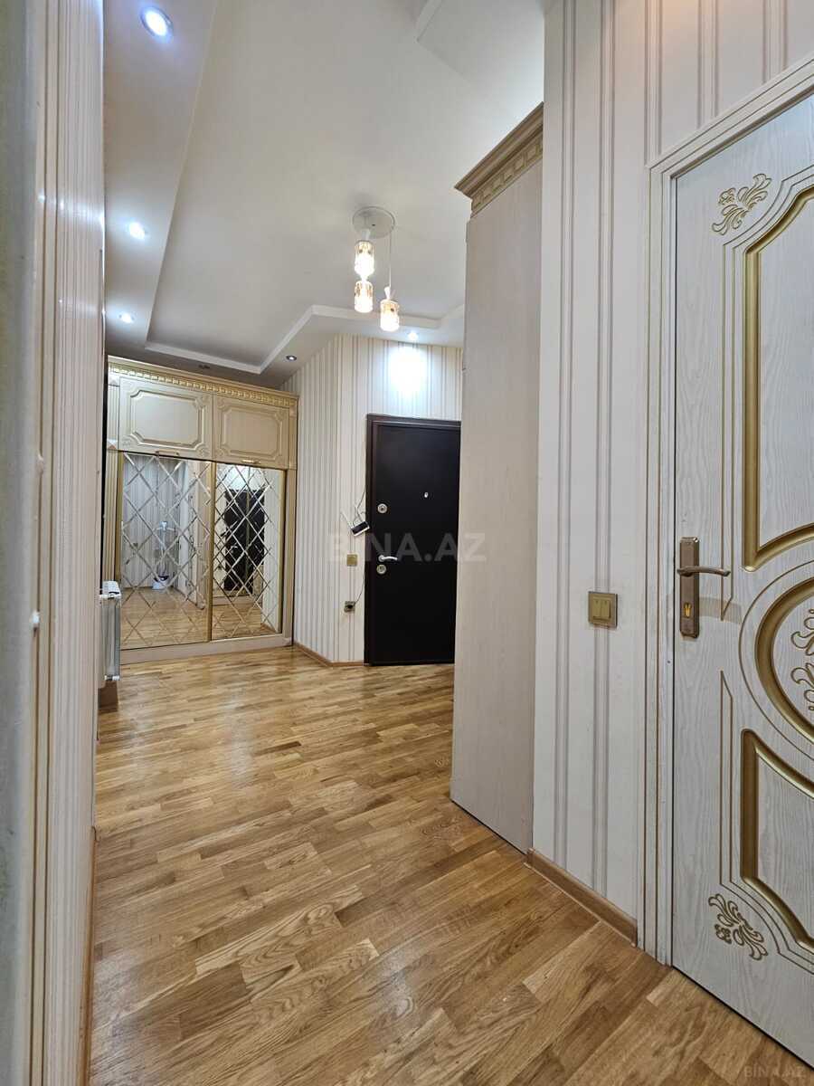 3 otaqlı Yeni tikili, Memar Əcəmi m., Bakı
