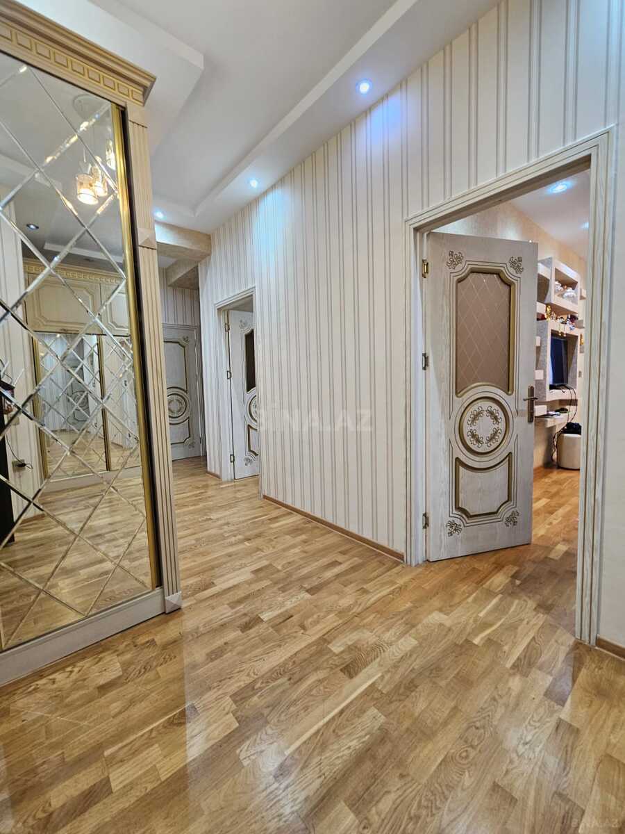 3 otaqlı Yeni tikili, Memar Əcəmi m., Bakı