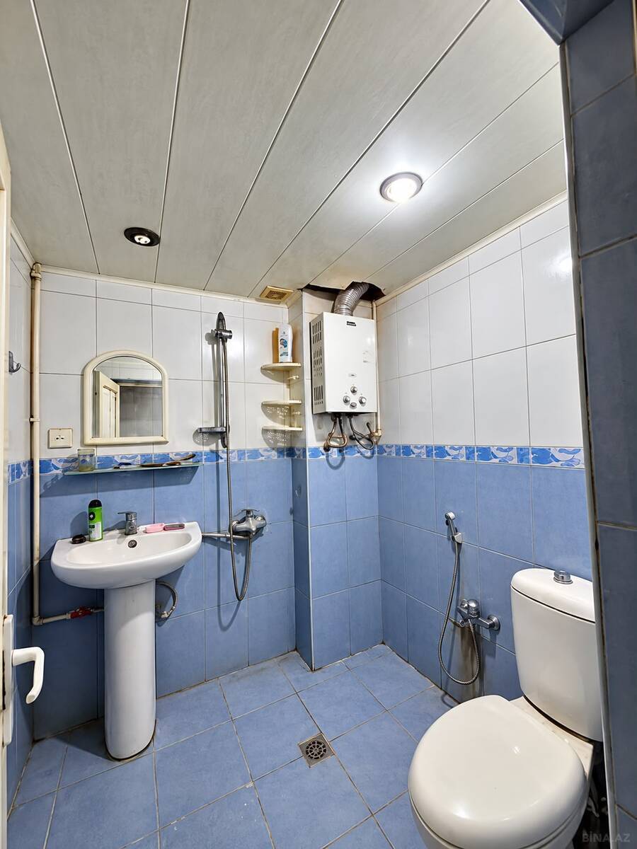 1 otaqlı Köhnə tikili, Nizami m., Bakı