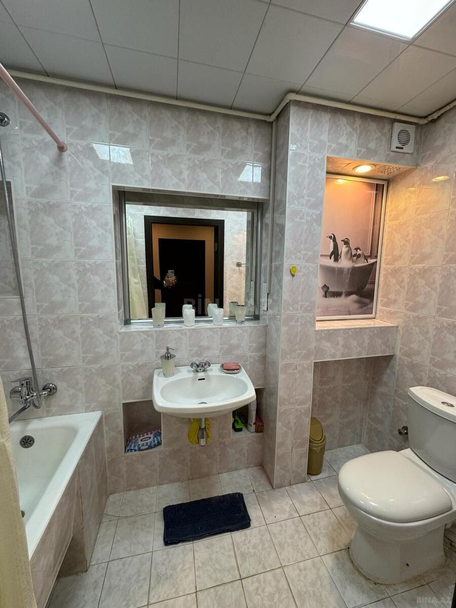 2 otaqlı Köhnə tikili, 28 May m., Bakı