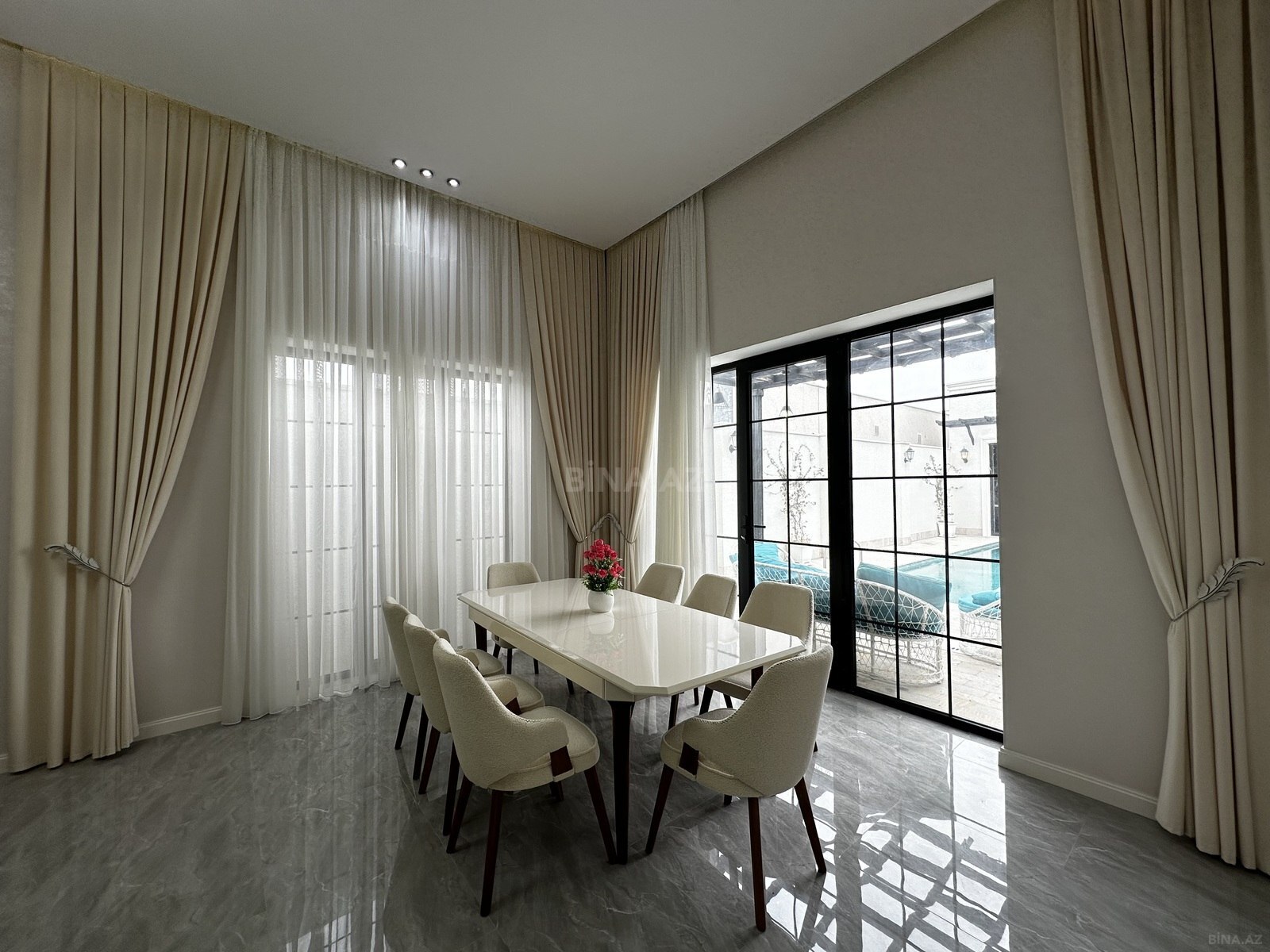 5 otaqlı Həyət evi/Bağ evi, Mərdəkan q., Bakı