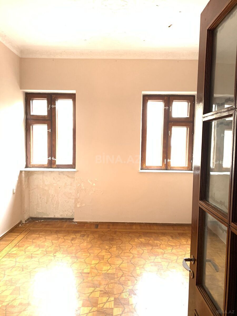3 otaqlı Köhnə tikili, Sahil m., Bakı