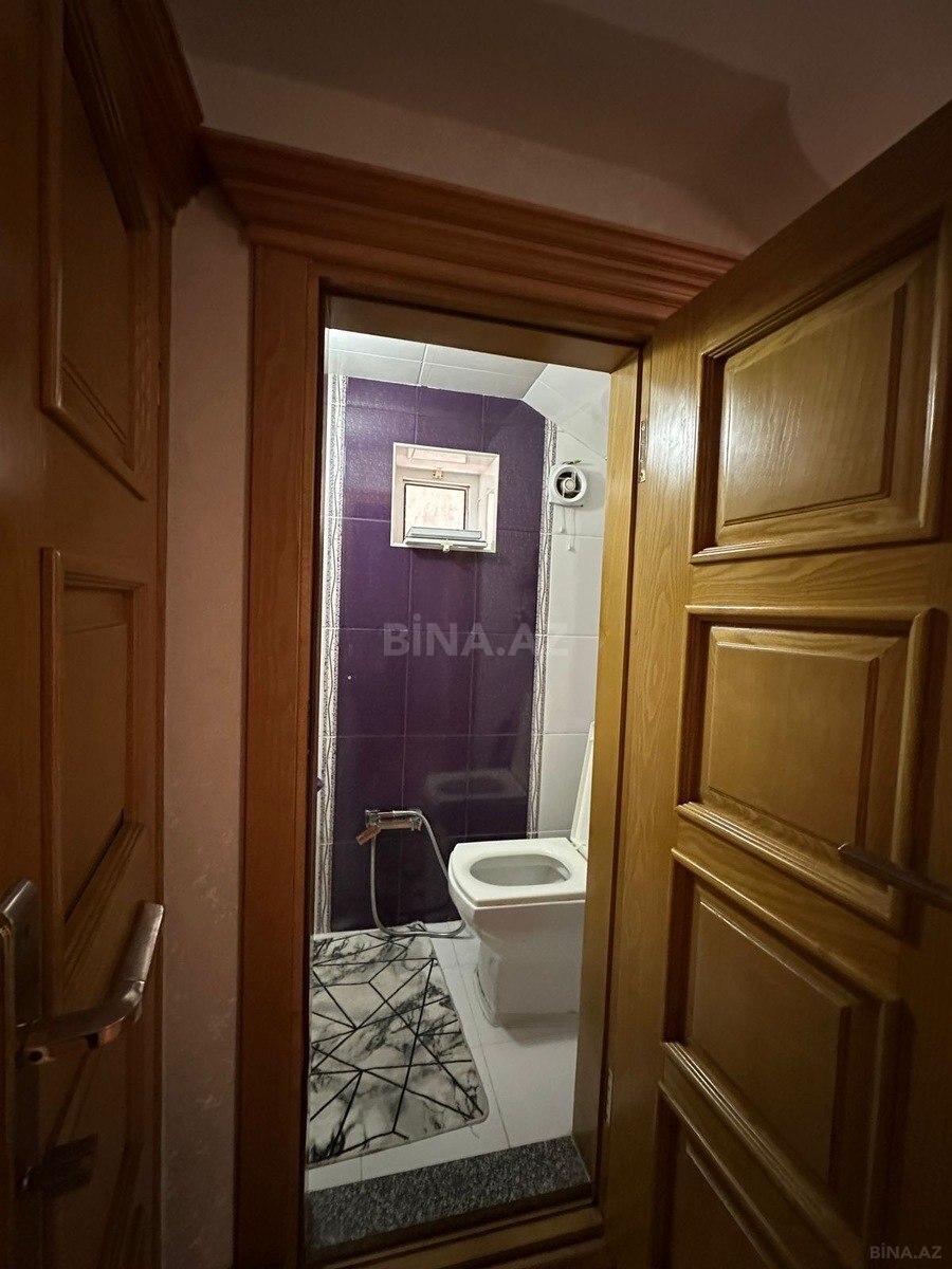 6 otaqlı Həyət evi/Bağ evi, M.Ə.Rəsulzadə q., Bakı