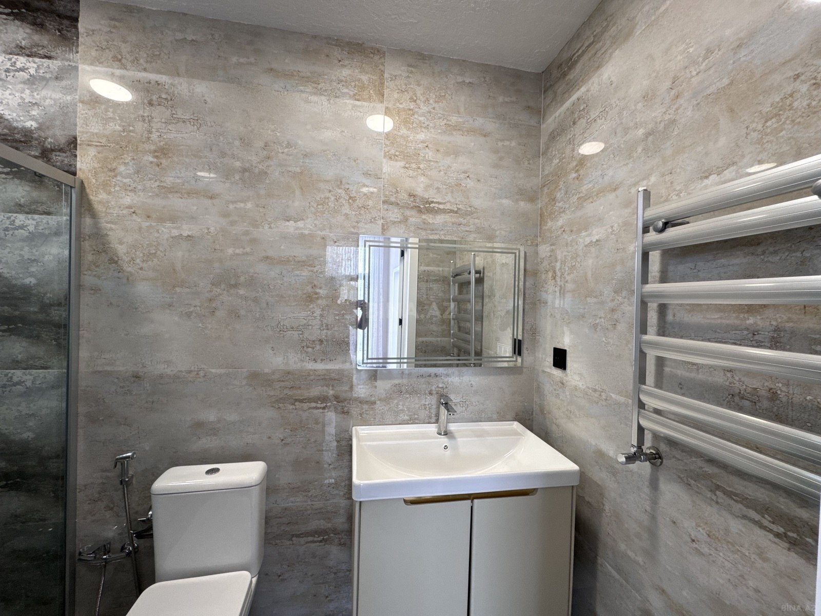 3 otaqlı Həyət evi/Bağ evi, Şüvəlan q., Bakı