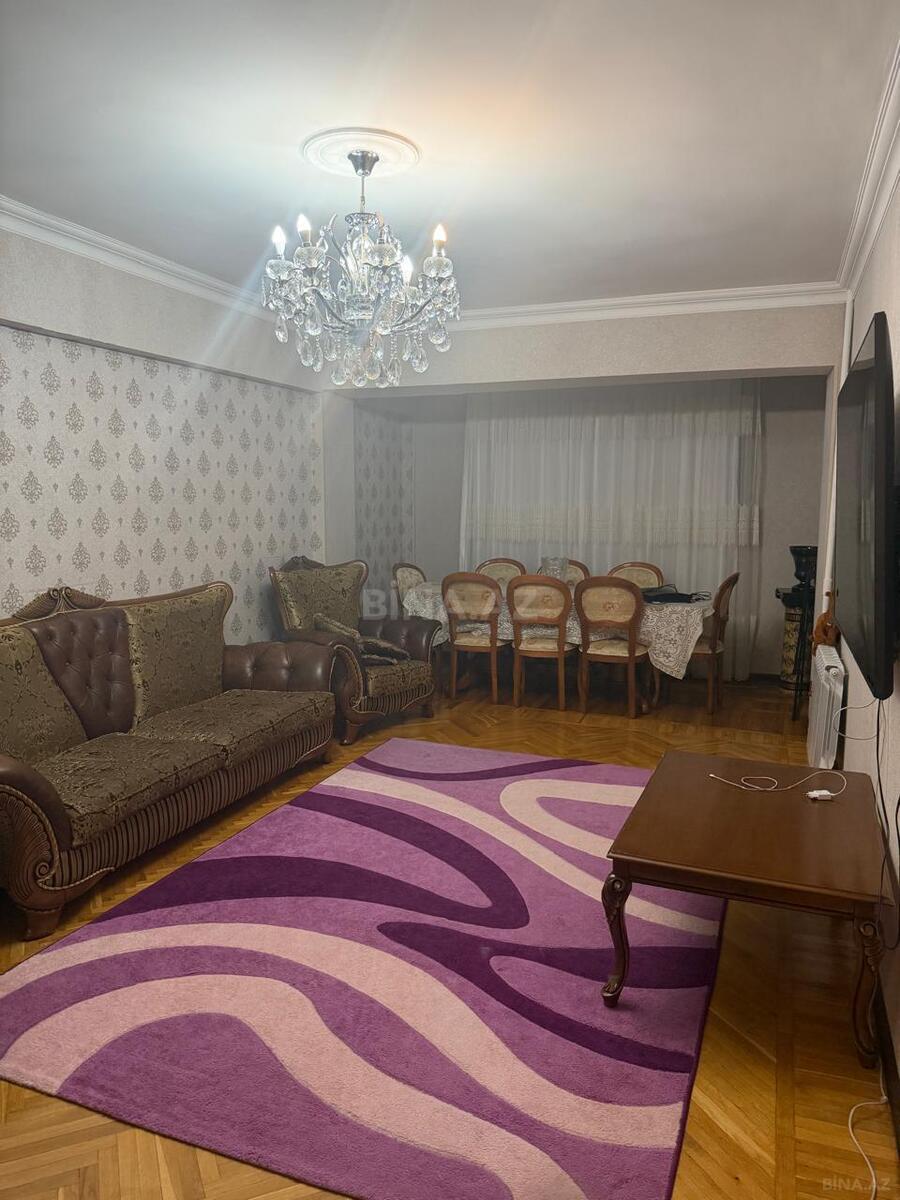 2 otaqlı Köhnə tikili, İnşaatçılar m., Bakı