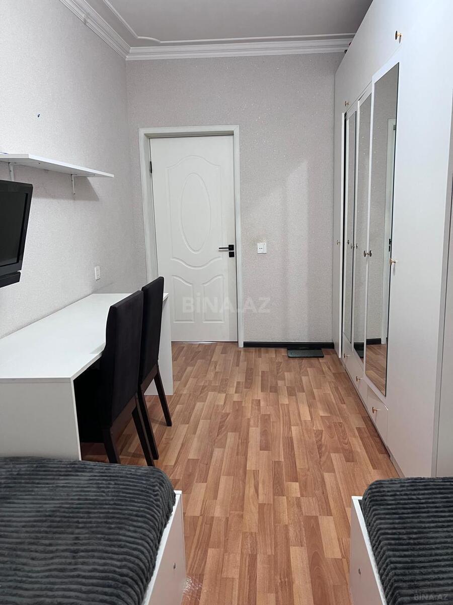 3 otaqlı Köhnə tikili, İnşaatçılar m., Bakı