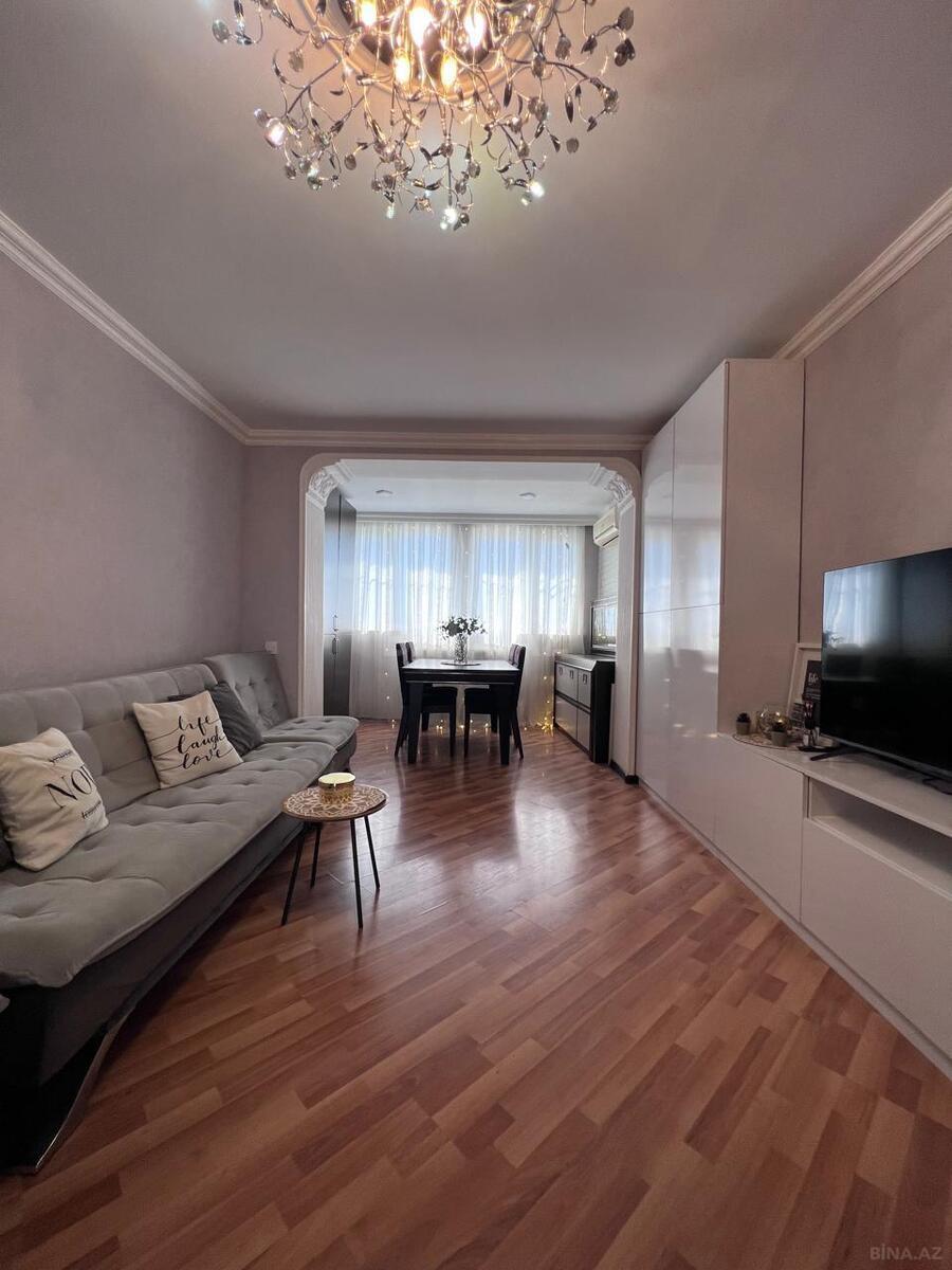 3 otaqlı Köhnə tikili, İnşaatçılar m., Bakı