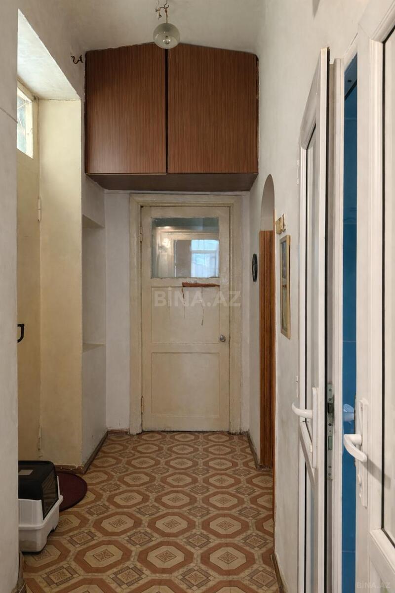 3 otaqlı Köhnə tikili, 28 May m., Bakı