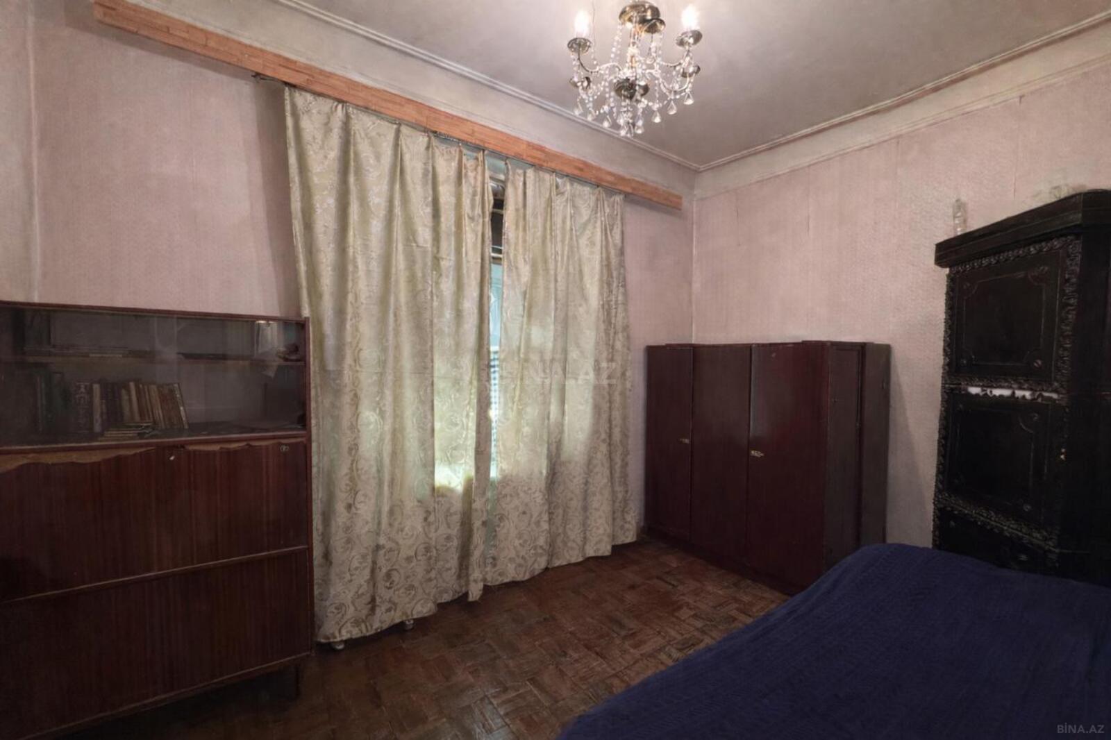 3 otaqlı Köhnə tikili, 28 May m., Bakı