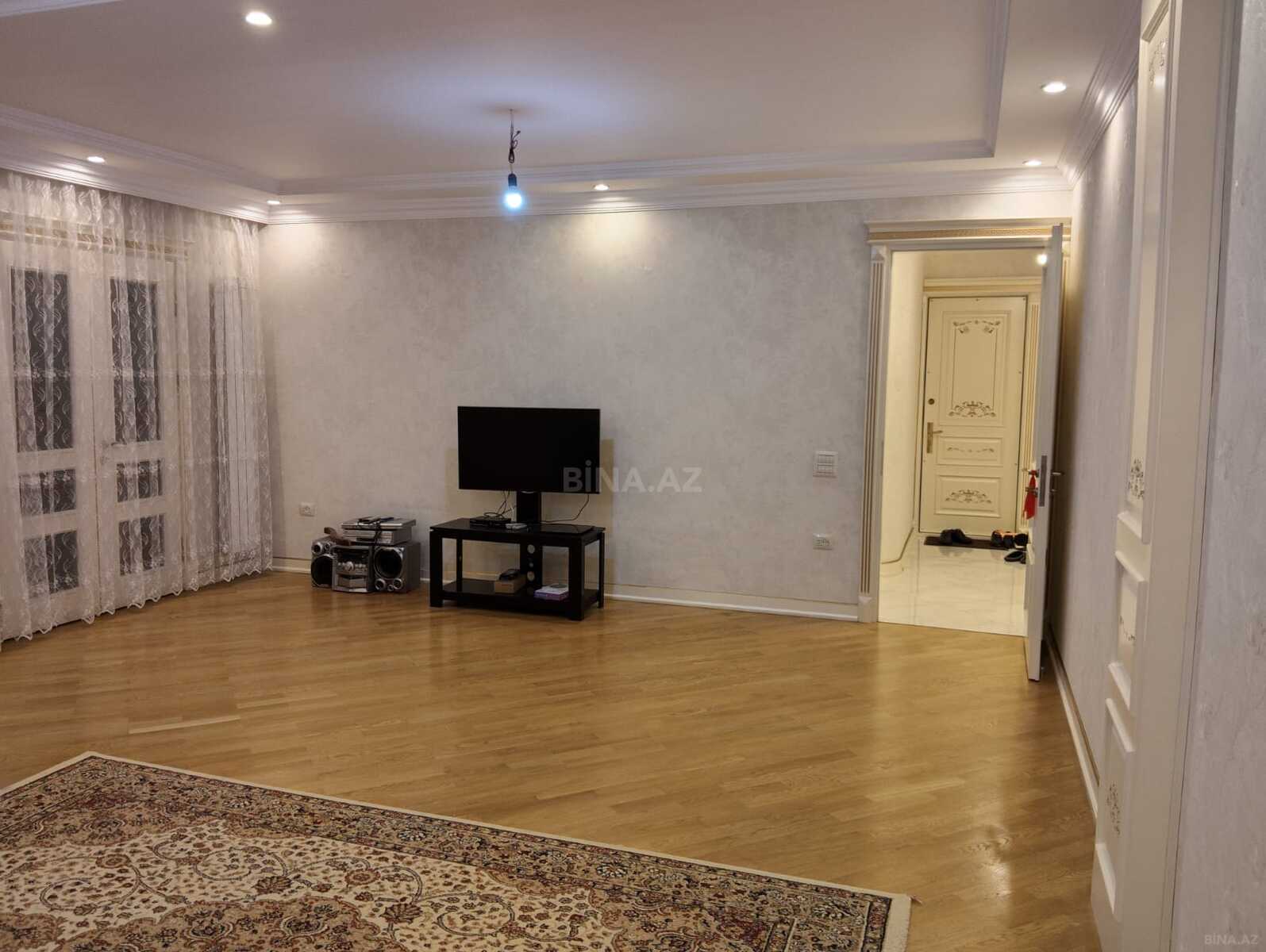 5 otaqlı Köhnə tikili, Azadlıq Prospekti m., Bakı