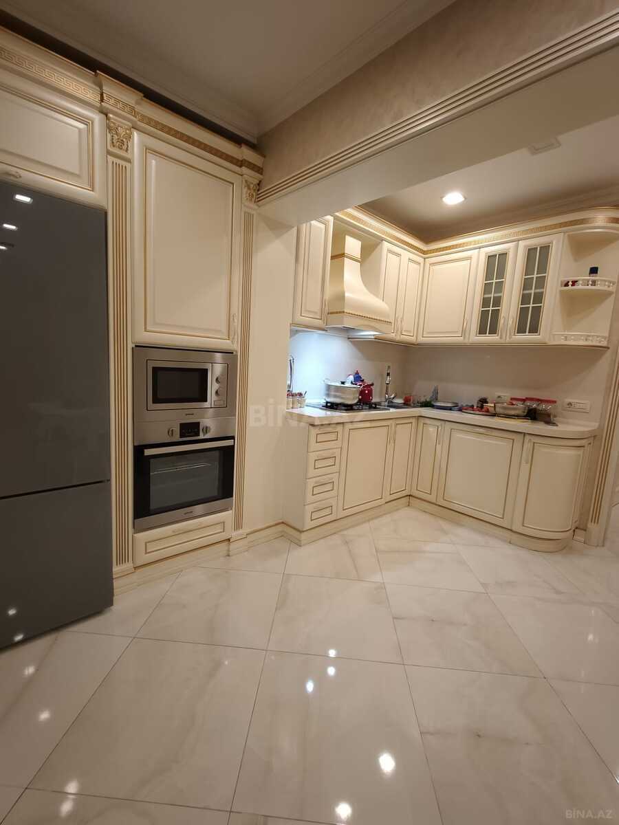 5 otaqlı Köhnə tikili, Azadlıq Prospekti m., Bakı