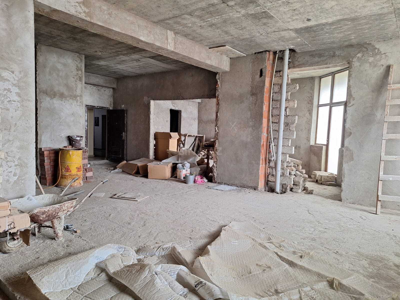 3 otaqlı Yeni tikili, Elmlər Akademiyası m., Bakı