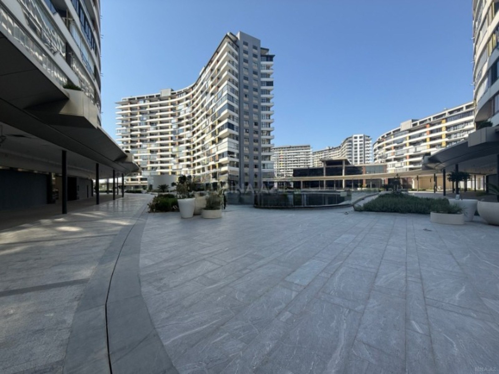 3 otaqlı Yeni tikili, Binəqədi r., Bakı