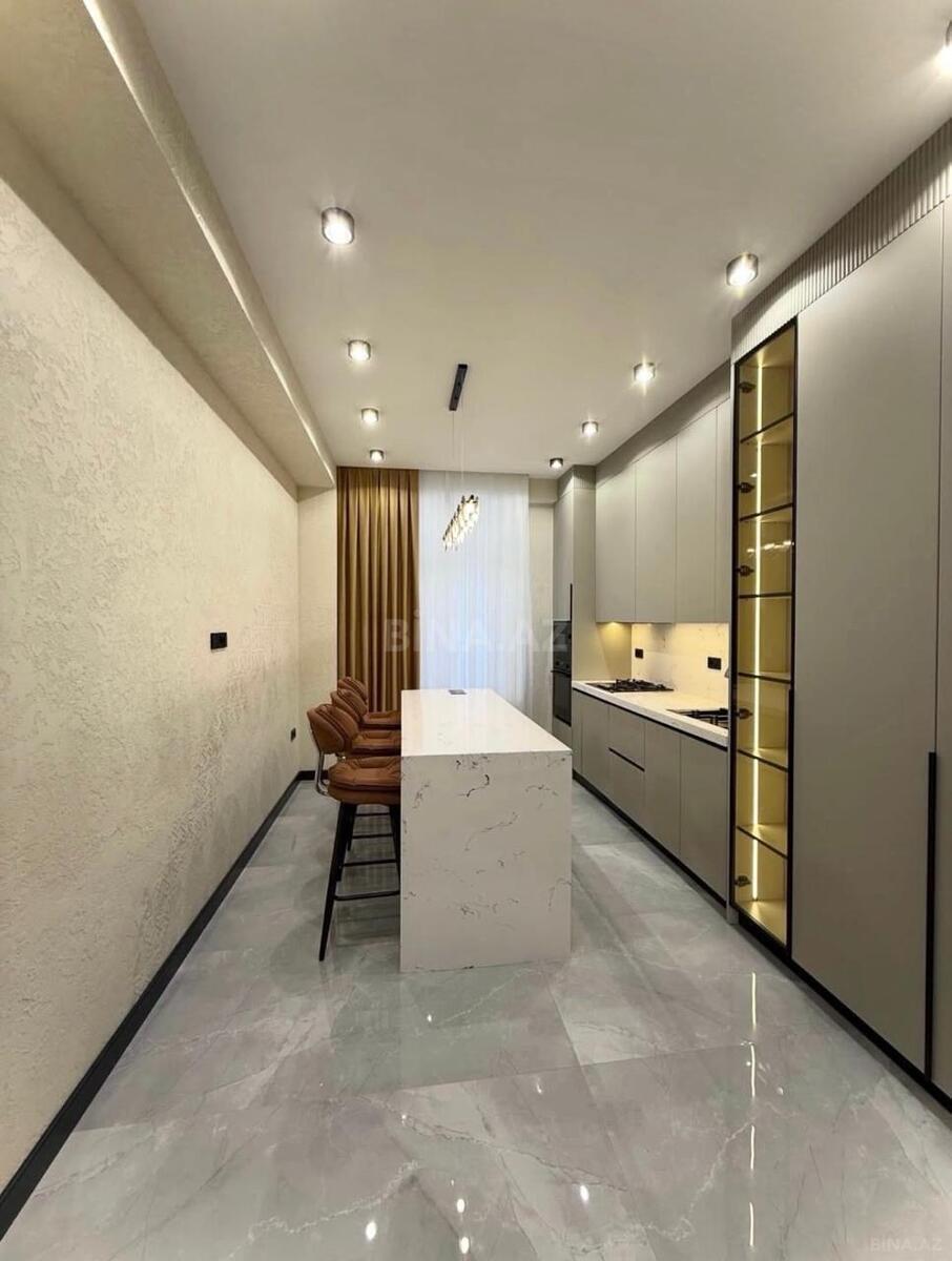 2 otaqlı Yeni tikili, 8 Noyabr m., Bakı