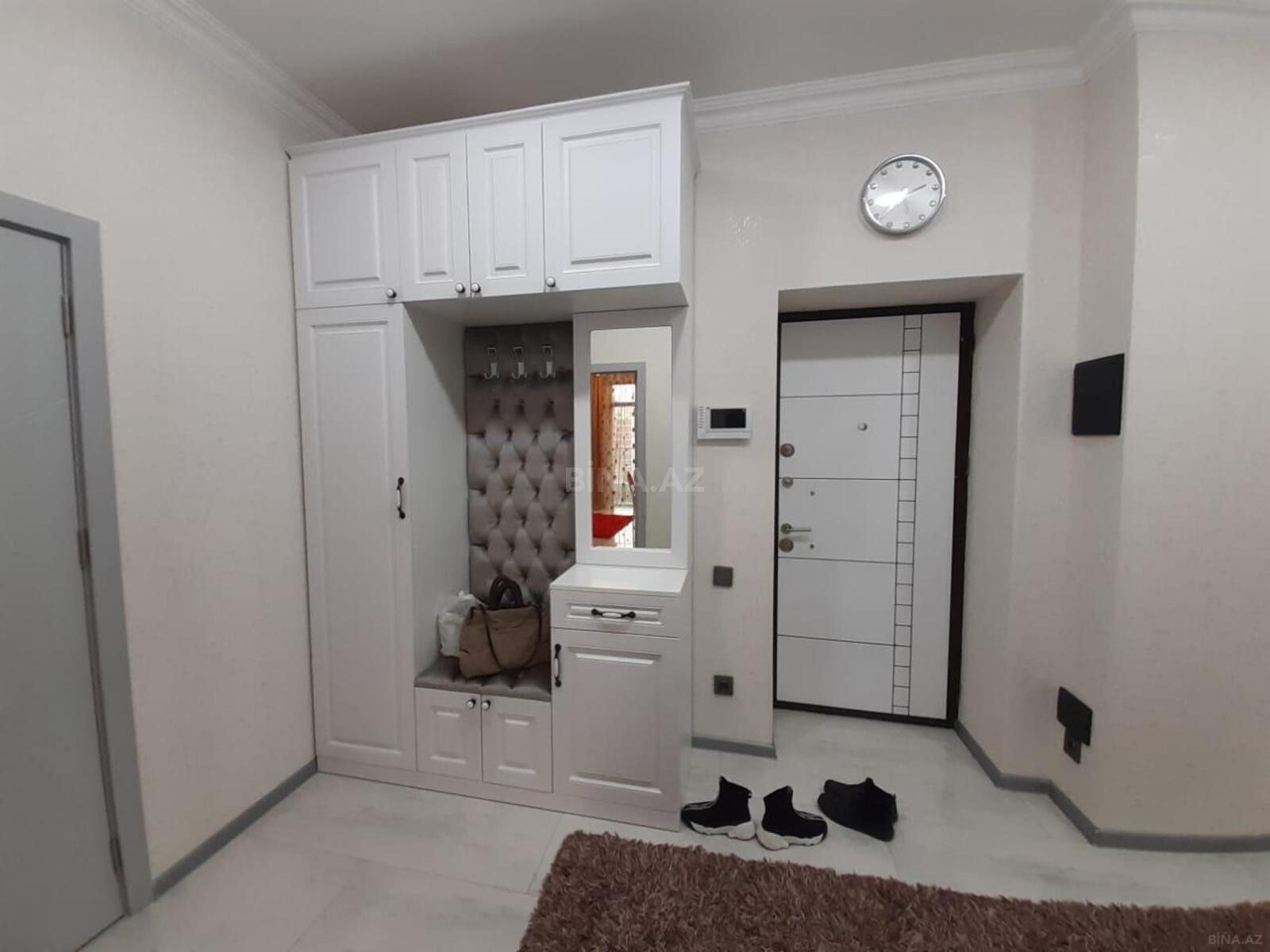 2 otaqlı Yeni tikili, 8 Noyabr m., Bakı