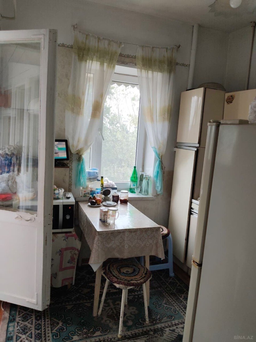3 otaqlı Köhnə tikili, Köhnə Günəşli q., Bakı