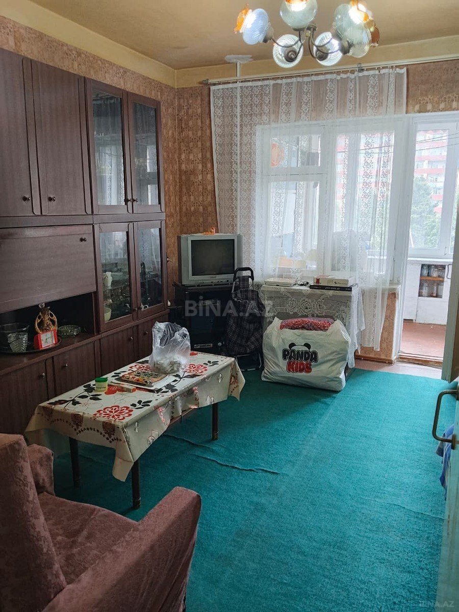 3 otaqlı Köhnə tikili, Köhnə Günəşli q., Bakı