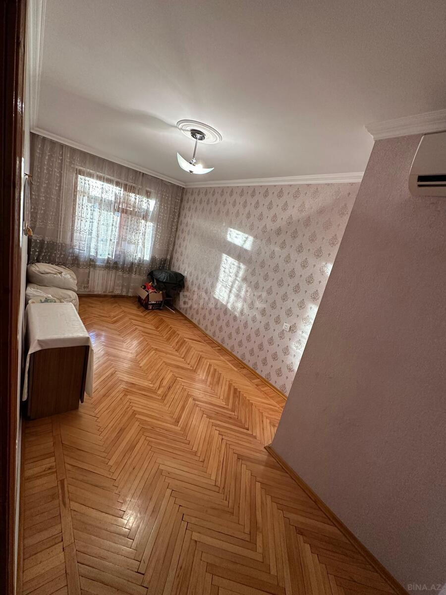 3 otaqlı Köhnə tikili, Əhmədli m., Bakı